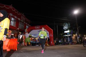 BIB: 2005
                            <button type="button" onclick="openModal(26233188)" class="btn btn-primary btn-sm float-right btn-popup" data-toggle="modal" data-target=".modal-high-quality">
                        <i class="fas fa-shopping-cart"></i> Add to Cart
                    </button>
                                            <button type="button" onclick="isThisMe(26233188, true)" class="btn btn-success btn-sm float-right btn-popup btn-isme hidden" data-toggle="tooltip" data-placement="bottom" title="นี่คือรูปของคุณใช่ไหม คลิกที่นี่เพื่อเอาเข้าอัลบั้ม">
                        <i class="fas fa-plus"></i> Add to album
                    </button>
                    <button type="button" onclick="isThisMe(26233188, false)" class="btn btn-warning btn-sm float-right btn-popup btn-isnotme hidden">
                        <i class="fas fa-ban"></i> Remove from album
                    </button>